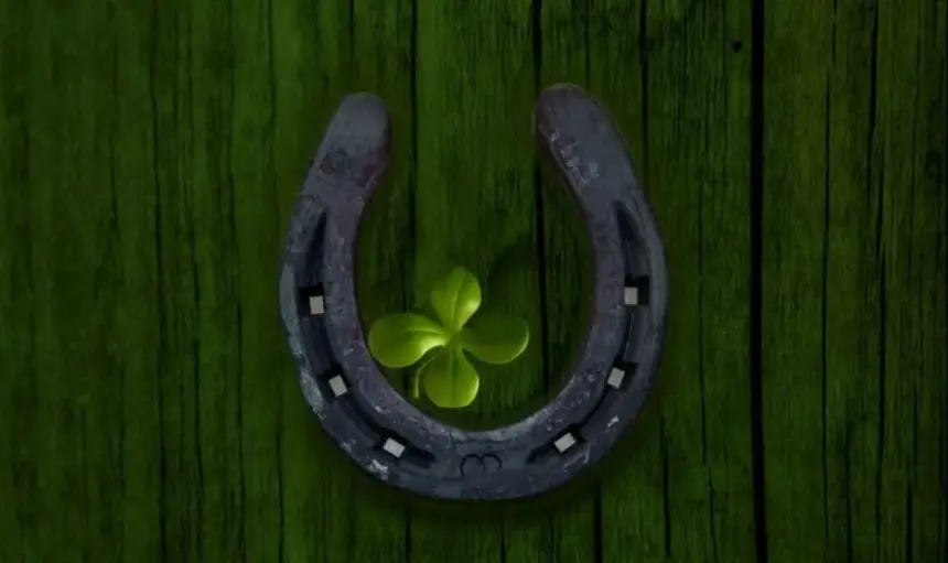 Horseshoe and shamrock.