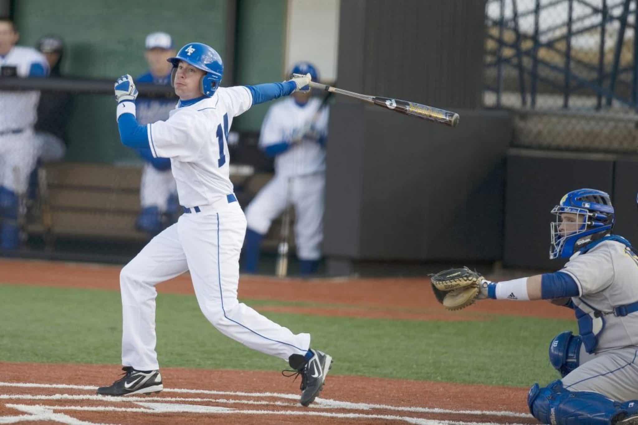 Why Do Baseball Players Wear Arm Sleeves 4 Main Reasons Little why-do-baseball-players-wear-arm-sleeves-4-main-reasons-little