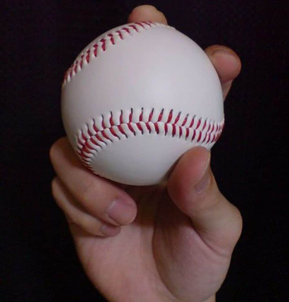 Front view of a sinker grip.